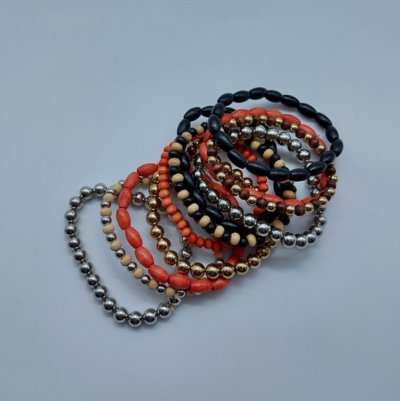 ⭐2 for $10⭐ Boho wooden bead bracelet set - Picture 3 of 3